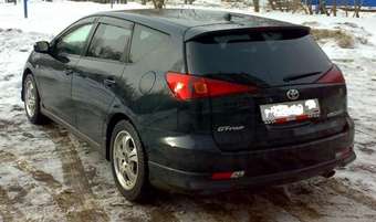 2003 Toyota Caldina Images