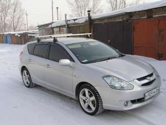 2003 Toyota Caldina Pics