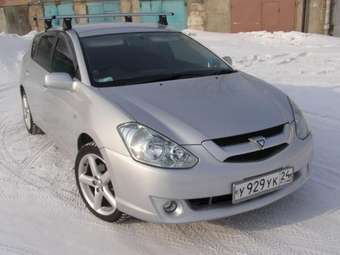 2003 Toyota Caldina Pictures