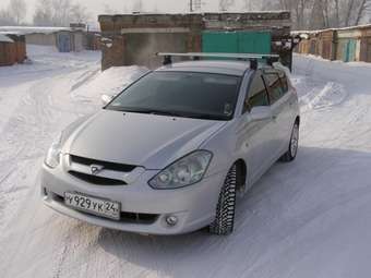 2003 Toyota Caldina Pictures