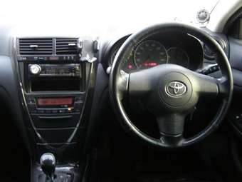 2003 Toyota Caldina Photos