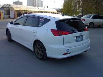 2003 Toyota Caldina Pictures