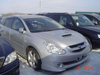 2003 Toyota Caldina Pictures