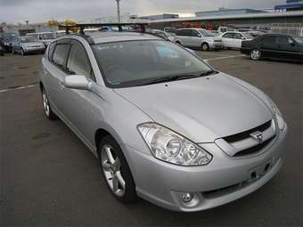 2003 Toyota Caldina Pictures