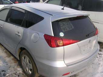 2003 Toyota Caldina Pictures