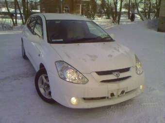 2003 Toyota Caldina Pictures