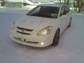 2003 Toyota Caldina Photos