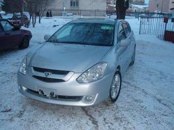 2003 Toyota Caldina Wallpapers