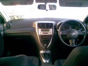 2003 Toyota Caldina Photos