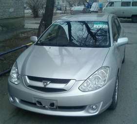 2003 Toyota Caldina Pictures