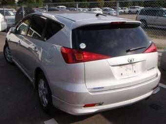 2003 Toyota Caldina Images