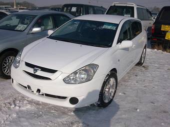 2003 Toyota Caldina Pictures