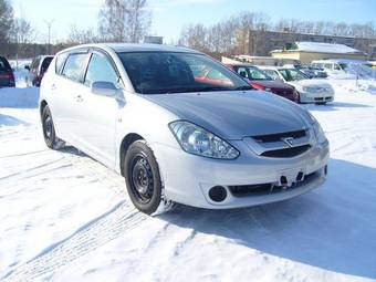 2003 Toyota Caldina Photos