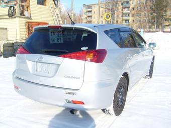 2003 Toyota Caldina Photos