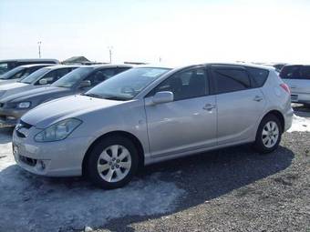 2003 Toyota Caldina Pictures
