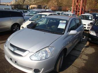 2003 Toyota Caldina Pictures