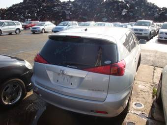 2003 Toyota Caldina Photos