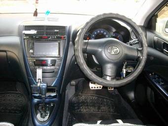 2003 Toyota Caldina Photos