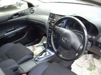 2003 Toyota Caldina Images