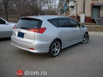 2003 Toyota Caldina Photos