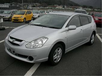 2003 Toyota Caldina Pictures