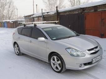 2003 Toyota Caldina Pictures