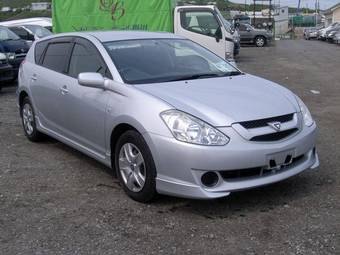 2003 Toyota Caldina Photos