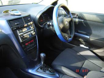 2003 Toyota Caldina Images