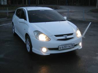 2003 Toyota Caldina Pictures