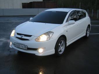 2003 Toyota Caldina Photos