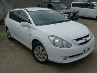 2003 Toyota Caldina Pictures