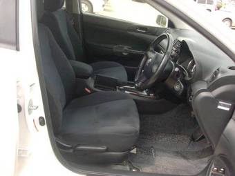 2003 Toyota Caldina Images