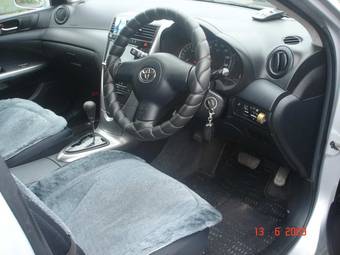 2003 Toyota Caldina Photos