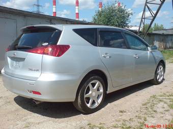 2003 Toyota Caldina Images