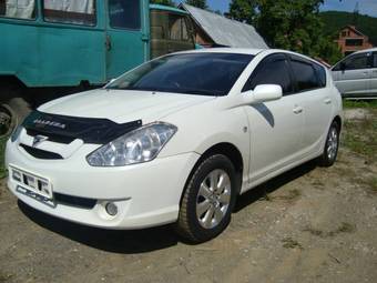 2003 Toyota Caldina Photos