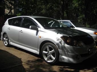 2003 Toyota Caldina Photos