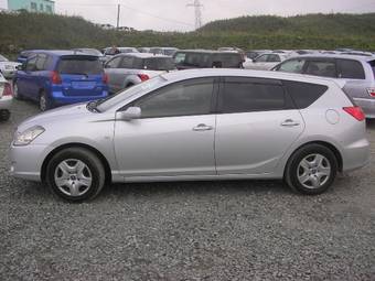 2003 Toyota Caldina Pictures