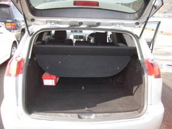 2003 Toyota Caldina Pictures
