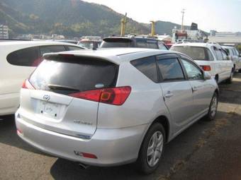 2003 Toyota Caldina Pics