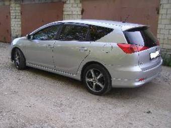 2003 Toyota Caldina Photos