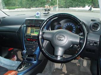 2003 Toyota Caldina Photos