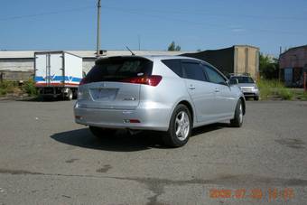 2003 Toyota Caldina Pictures