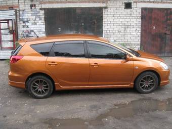 2003 Toyota Caldina Photos