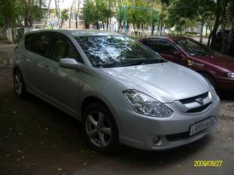 2003 Toyota Caldina Pictures