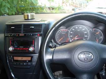 2003 Toyota Caldina Photos