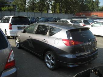 2003 Toyota Caldina Photos