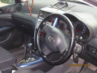 2003 Toyota Caldina Pics