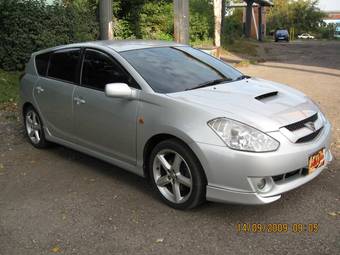 2003 Toyota Caldina Images