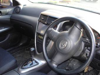 2003 Toyota Caldina Photos