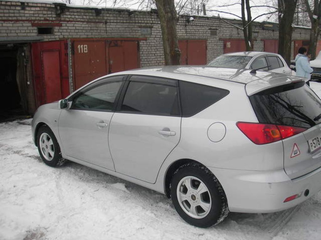 2004 Toyota Caldina